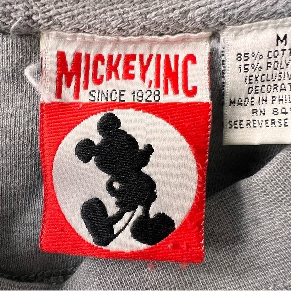 Vintage Disney Mickey Inc Winnie Pooh Embroidered 3D Sweatshirt Boxy Fit - Picture 3 of 11